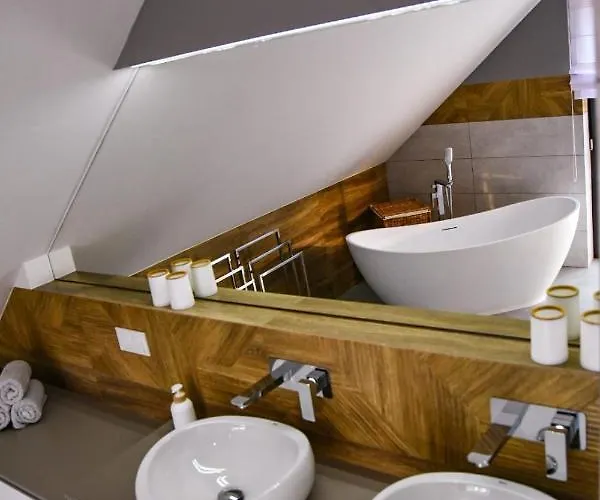 Vila Hyggebaltic New Translation